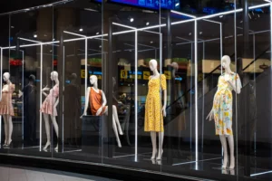 Design an Engaging Entrance and Window Display